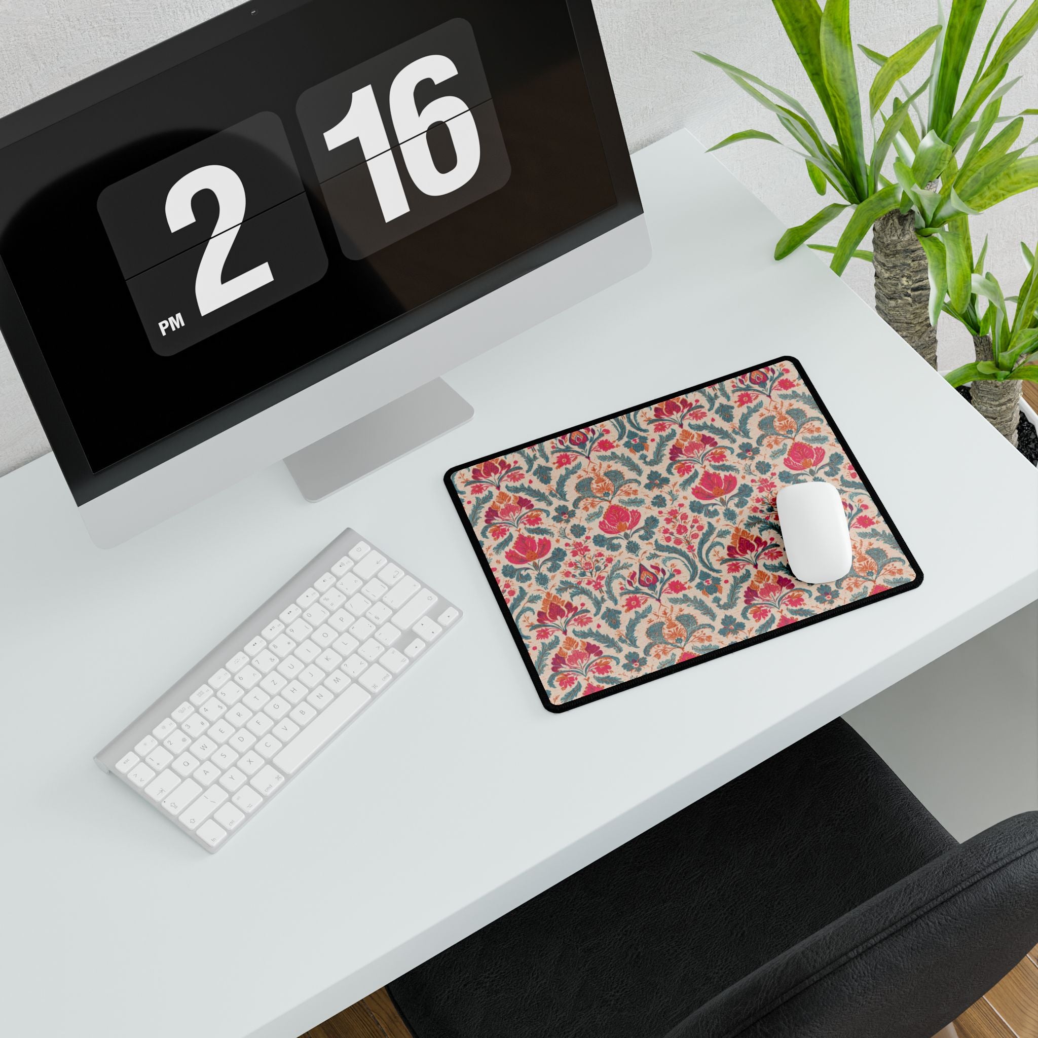 Floral Pattern Desk Mat - Stylish Desktop Accessory for Home Office