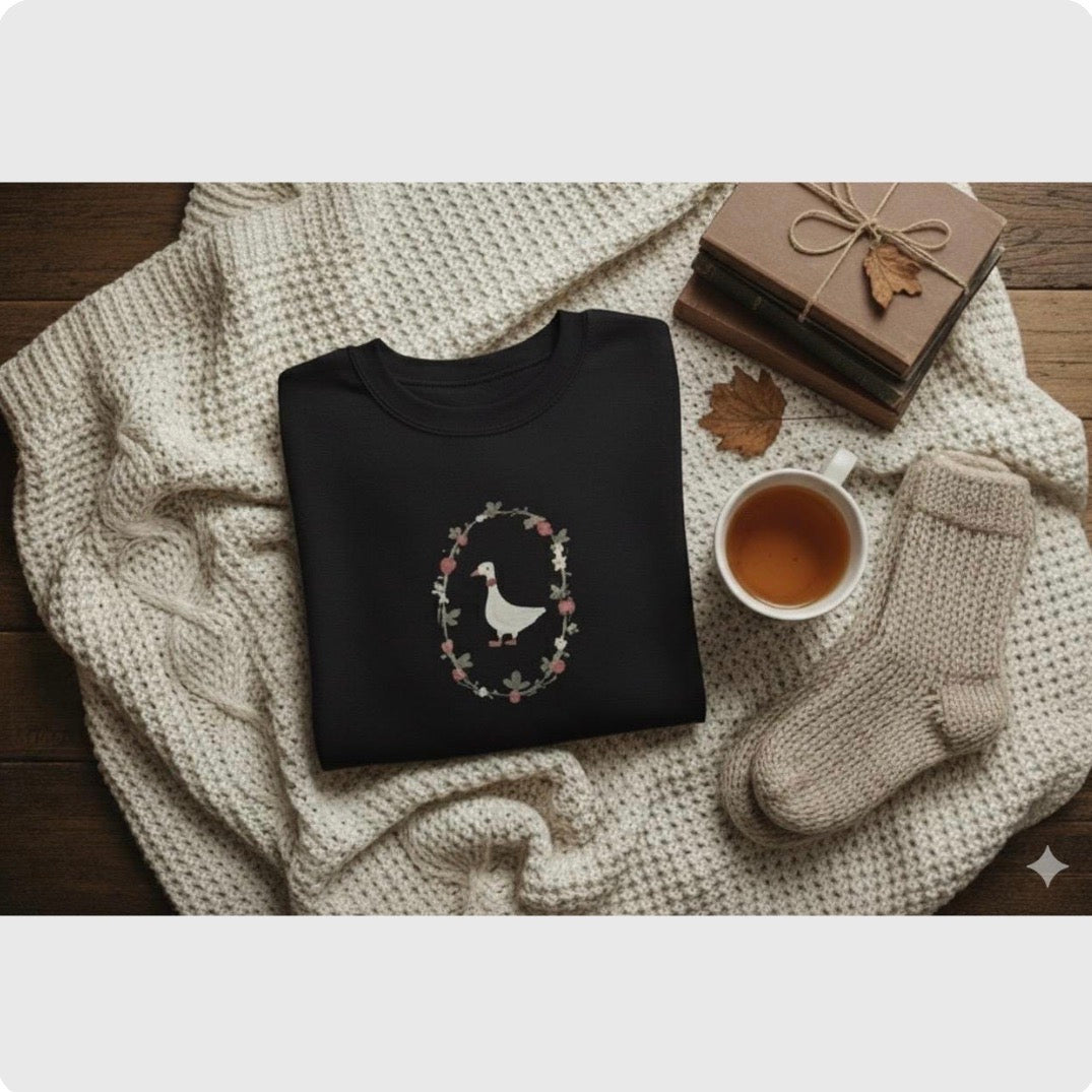 Farmhouse Goose Sweatshirt – Rustic Cottagecore Pullover for Women